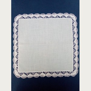 PA&Ntilde;UELO DE ENCAJE DE BOLILLOS