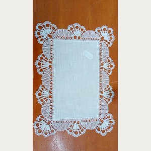 TAPETE RECTANGULAR ENCAJE BOLILLOS