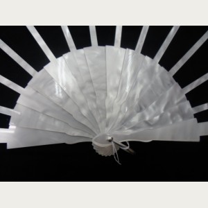 VARILLAJE ABANICO NACAR BLANCO N&ordm; 6. REF.411